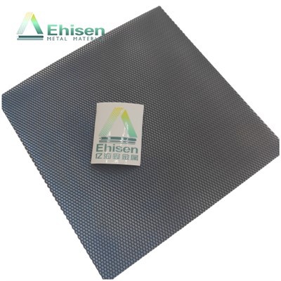 Anode en titane platiné